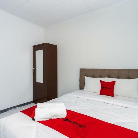 RedDoorz Syariah near RSUD Cimacan Bogor Zewnętrze zdjęcie
