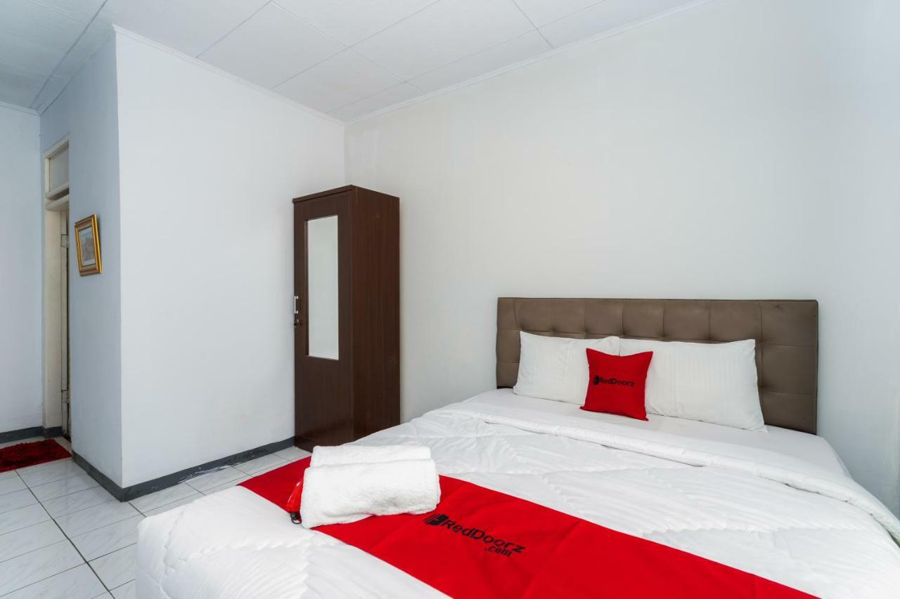 RedDoorz Syariah near RSUD Cimacan Bogor Zewnętrze zdjęcie